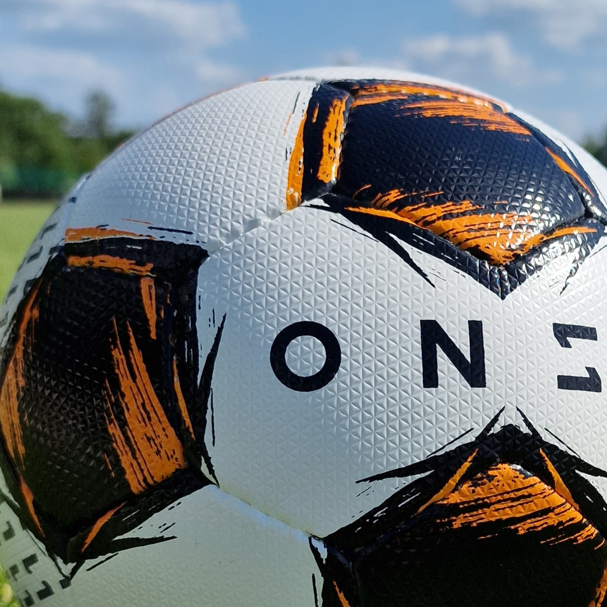 Piłka ONZE LIGHT – tył